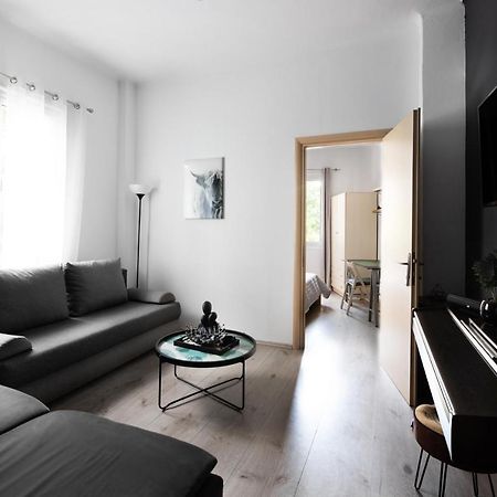 Apartment In The Heart Of The City Thessaloniki Exterior photo